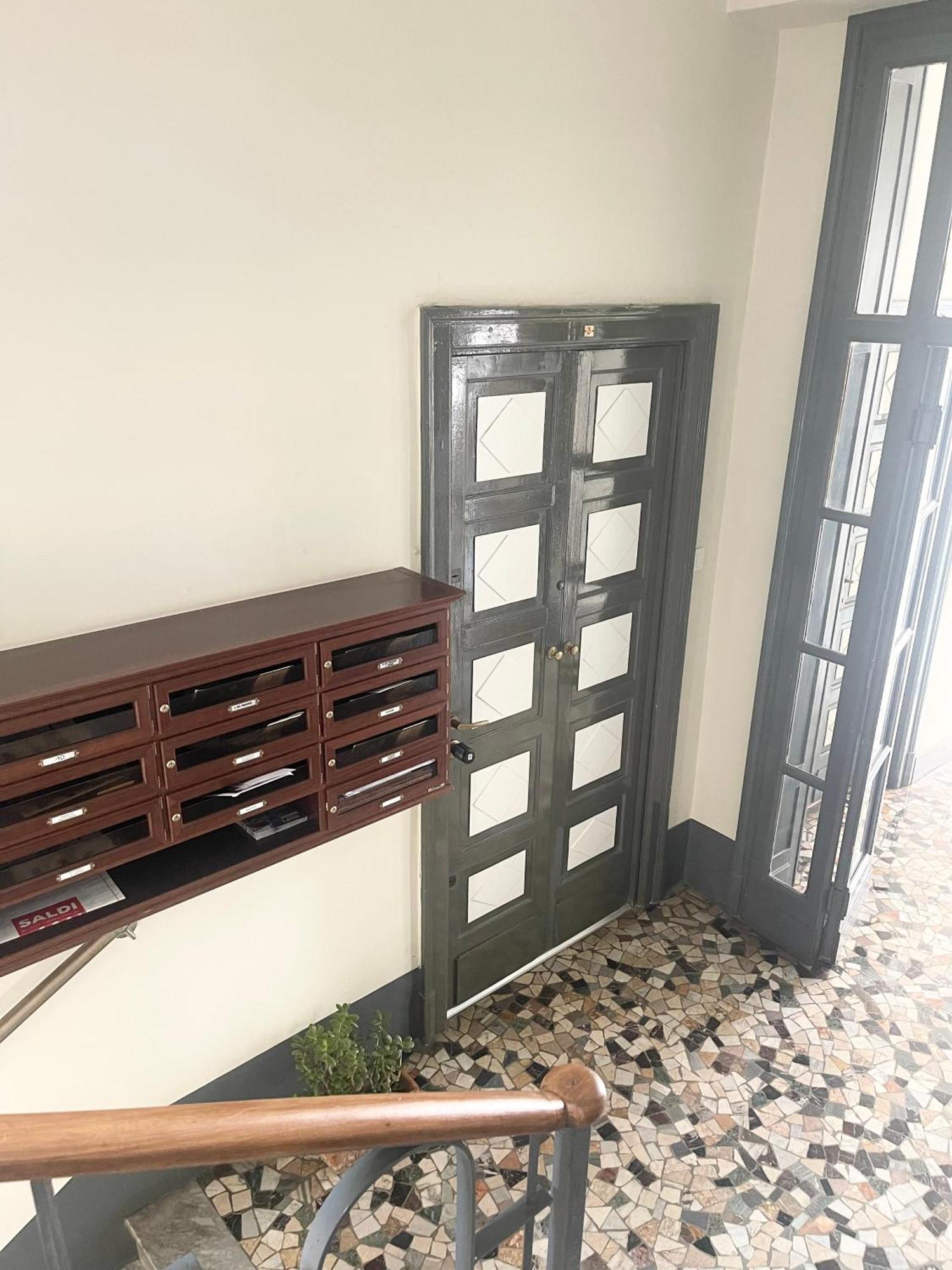 Apartamento Ampio Bilocale Zona Navigli Milán Exterior foto