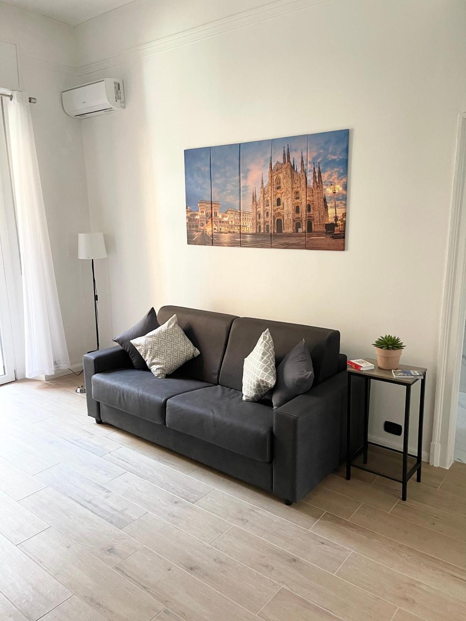 Apartamento Ampio Bilocale Zona Navigli Milán Exterior foto